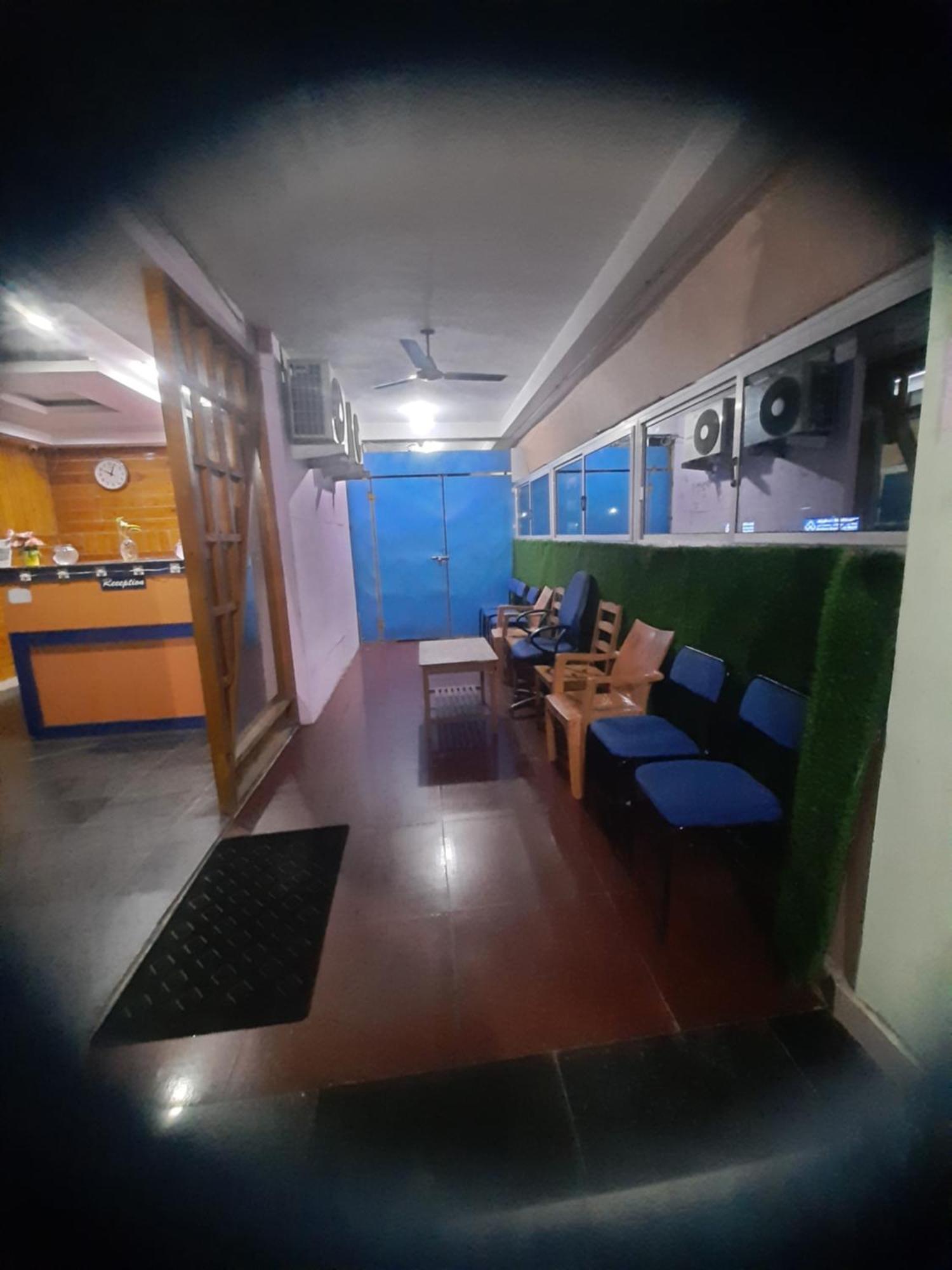 Skyway Rooms 퐁디셰리 외부 사진